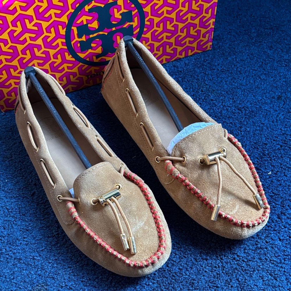 Tory Burch brown suede moccasins sz 10 w/ box